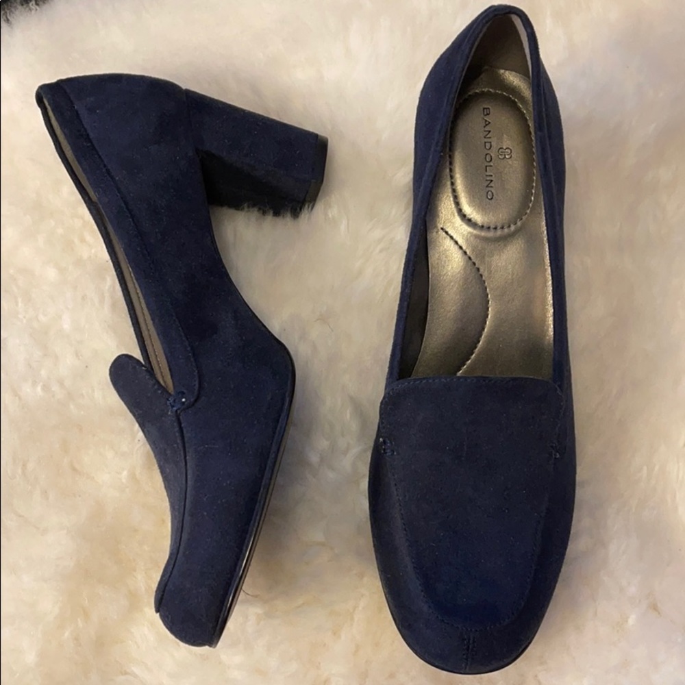 Bandolino Navy heels like new